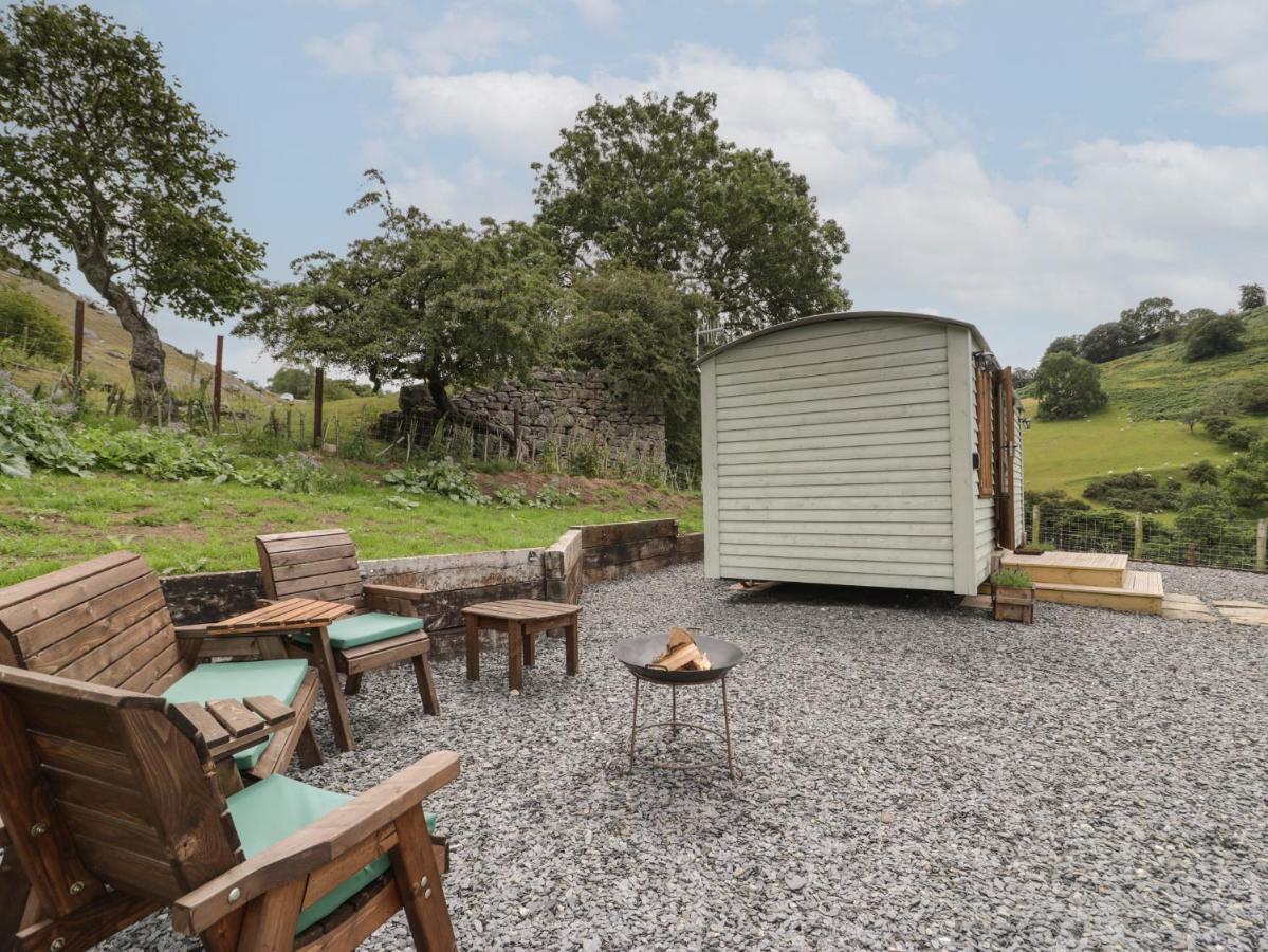 Tan Y Castell Shepherds Hut Llangollen Εξωτερικό φωτογραφία